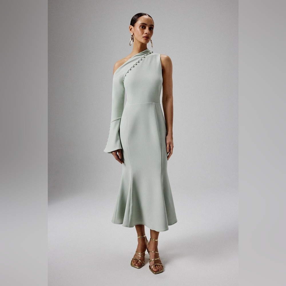 Elegant One-Shoulder Dress in Light mint Green